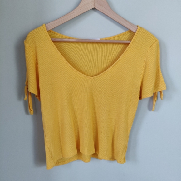 Ardene Bright Yellow Ribbed Tie-Sleeve Top Large - Picture 2 of 9
